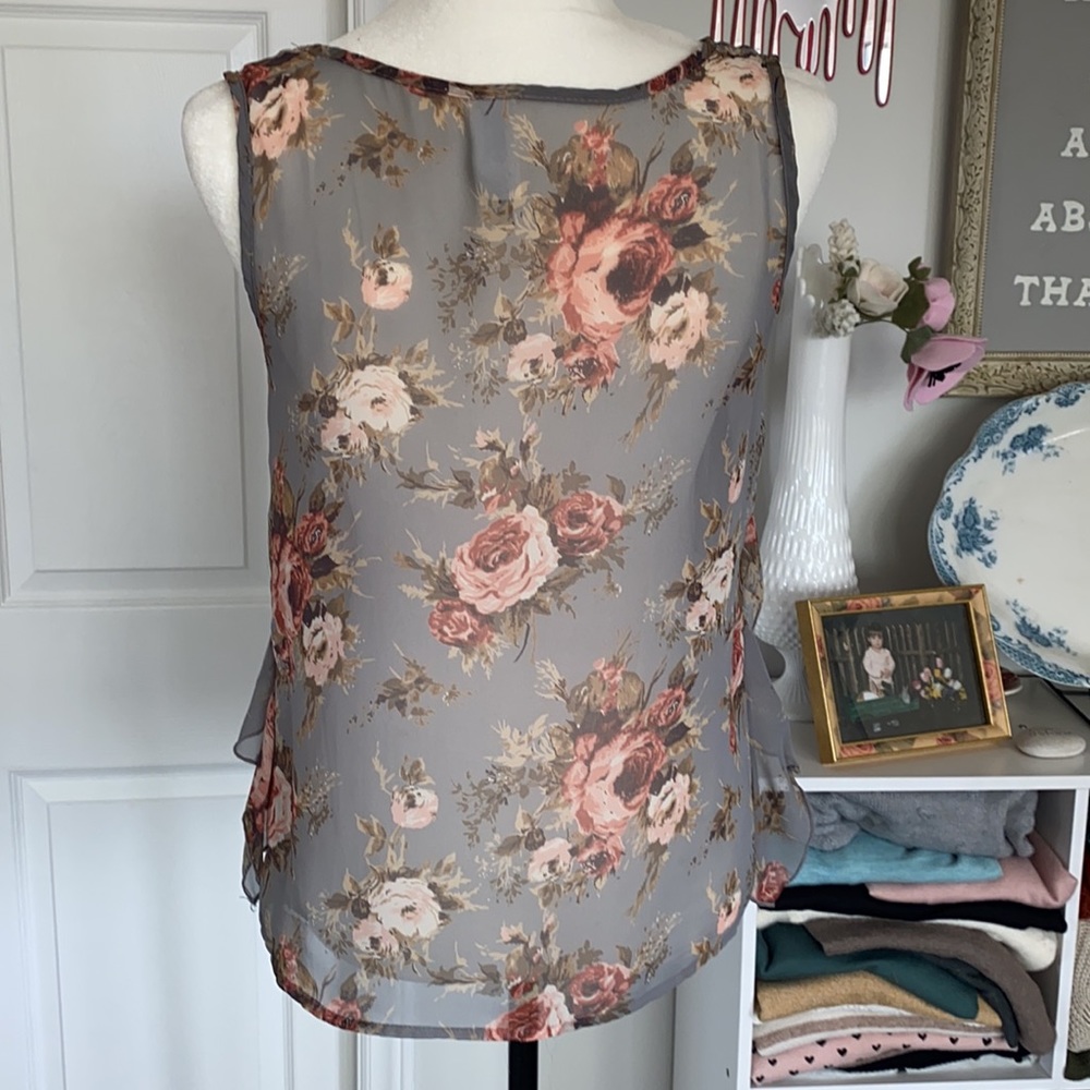 Blue Floral Roses Ruffle Blouse Famosa - Picture 3 of 4